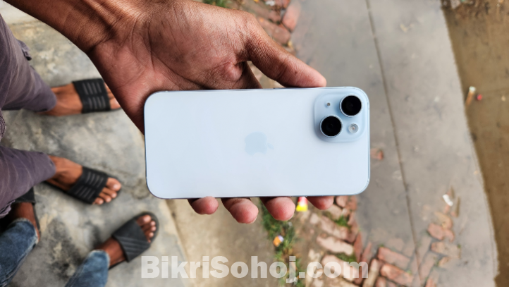 iPhone 15
